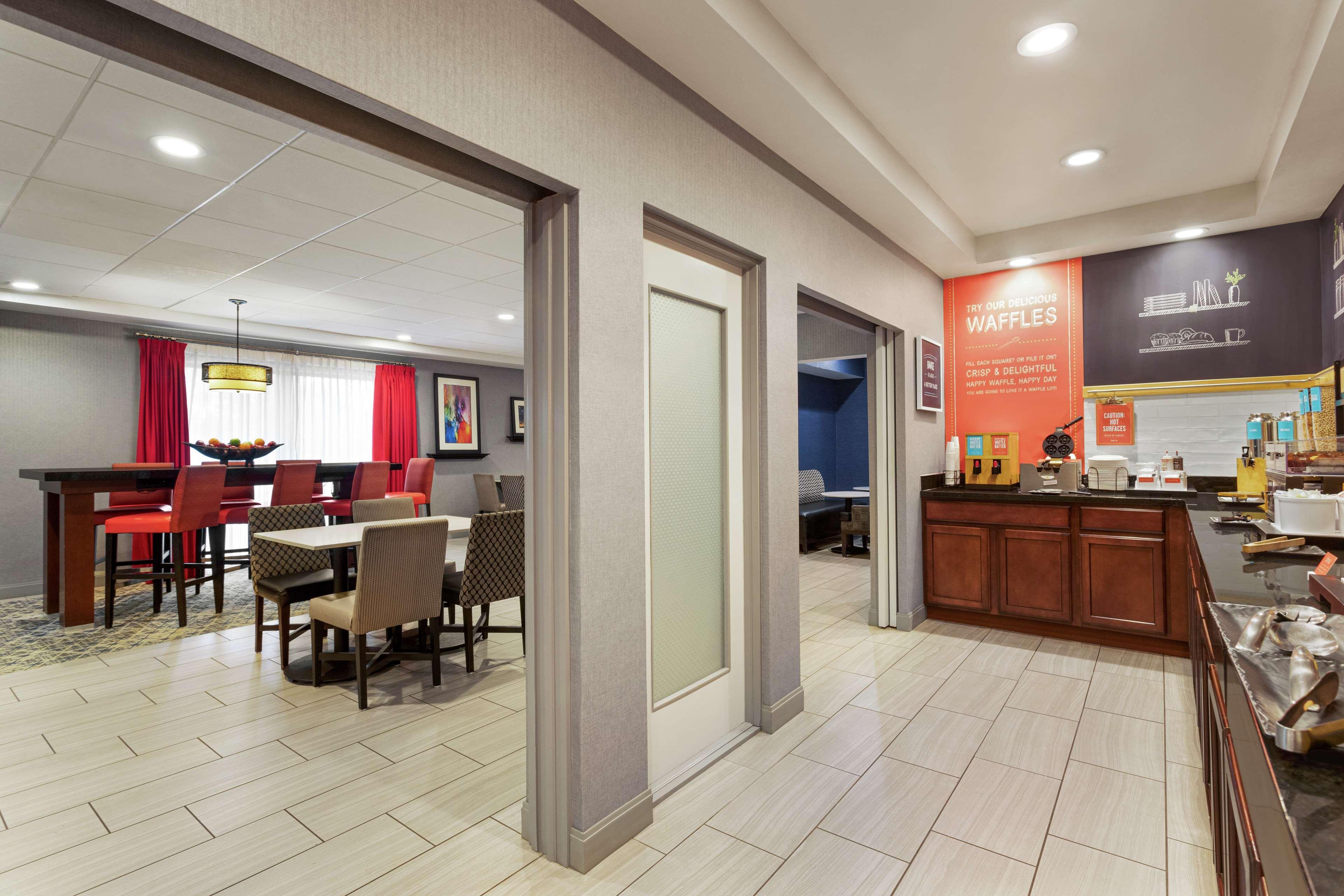 Hampton Inn Kansas City Blue Springs Zewnętrze zdjęcie