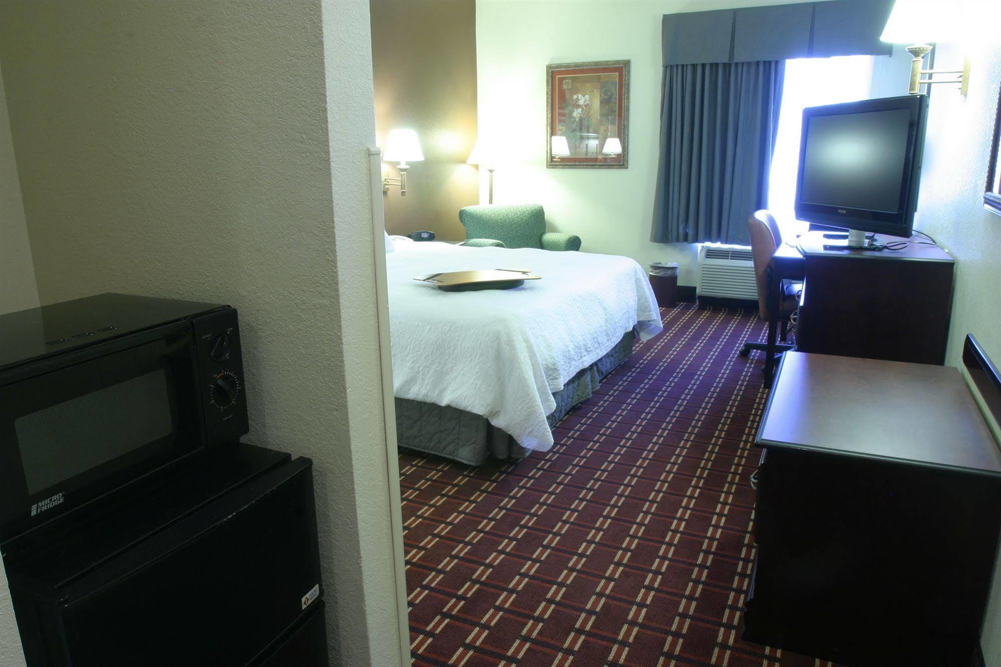 Hampton Inn Kansas City Blue Springs Zewnętrze zdjęcie