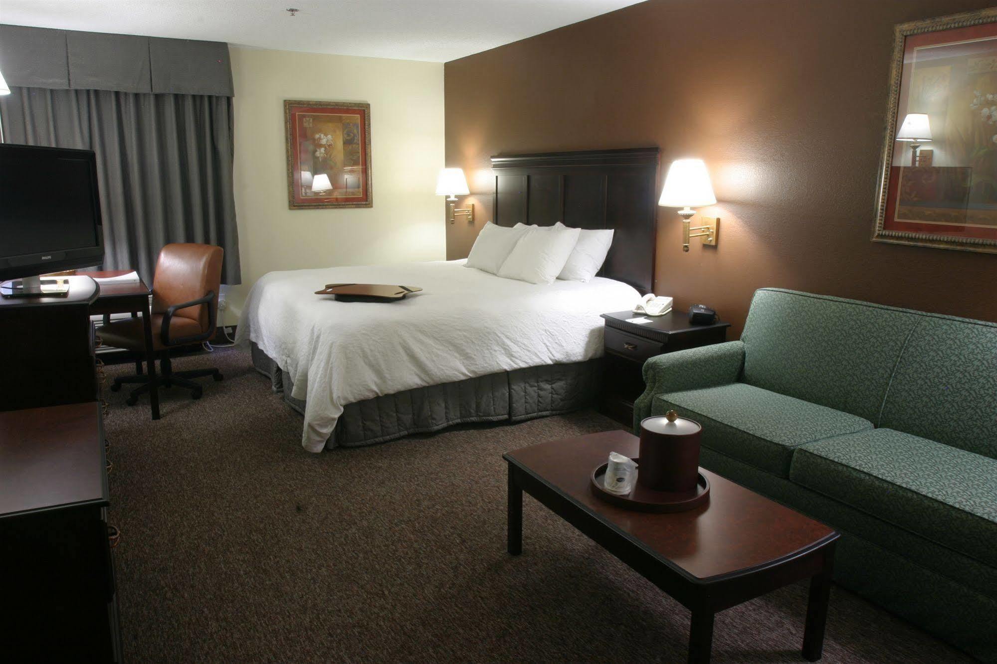 Hampton Inn Kansas City Blue Springs Zewnętrze zdjęcie