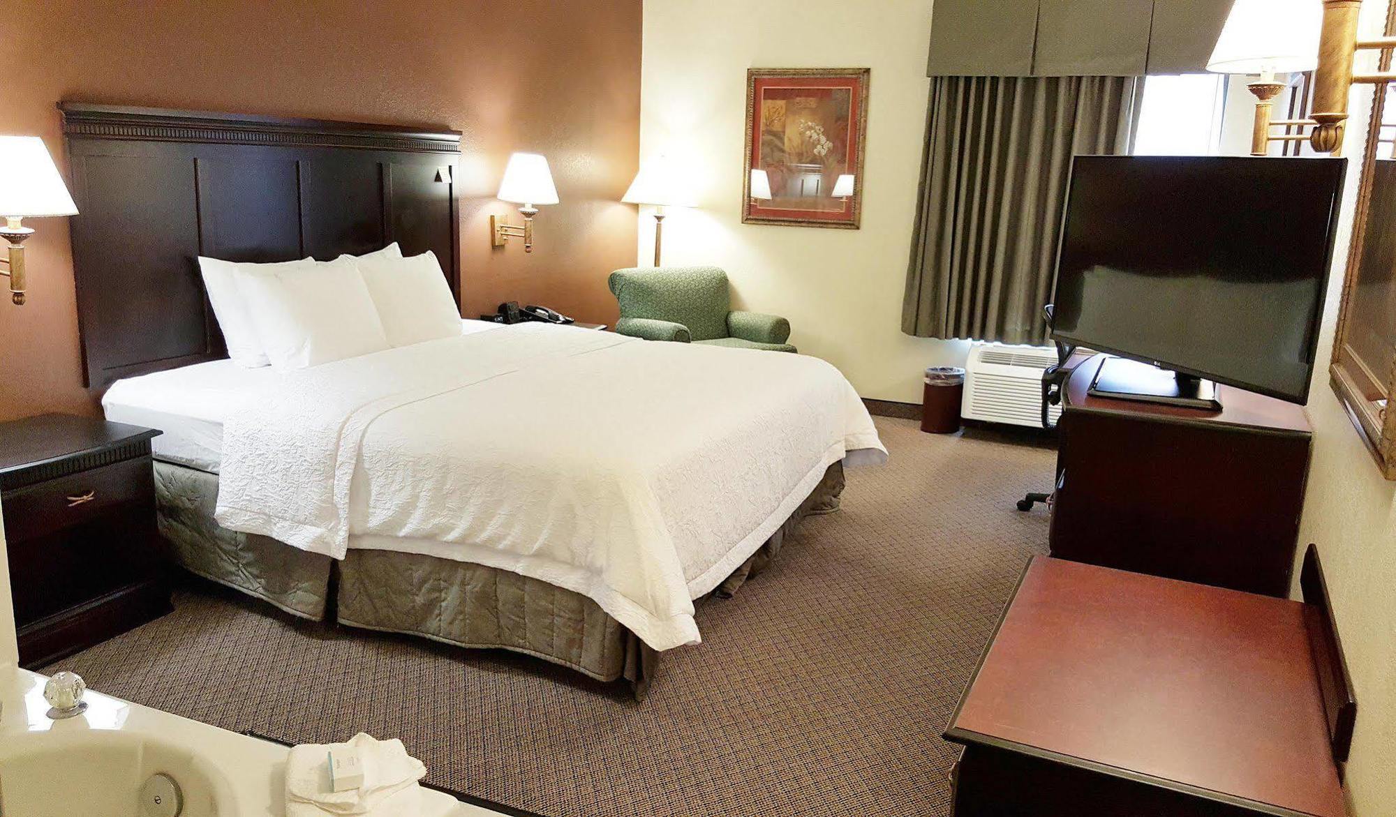 Hampton Inn Kansas City Blue Springs Zewnętrze zdjęcie