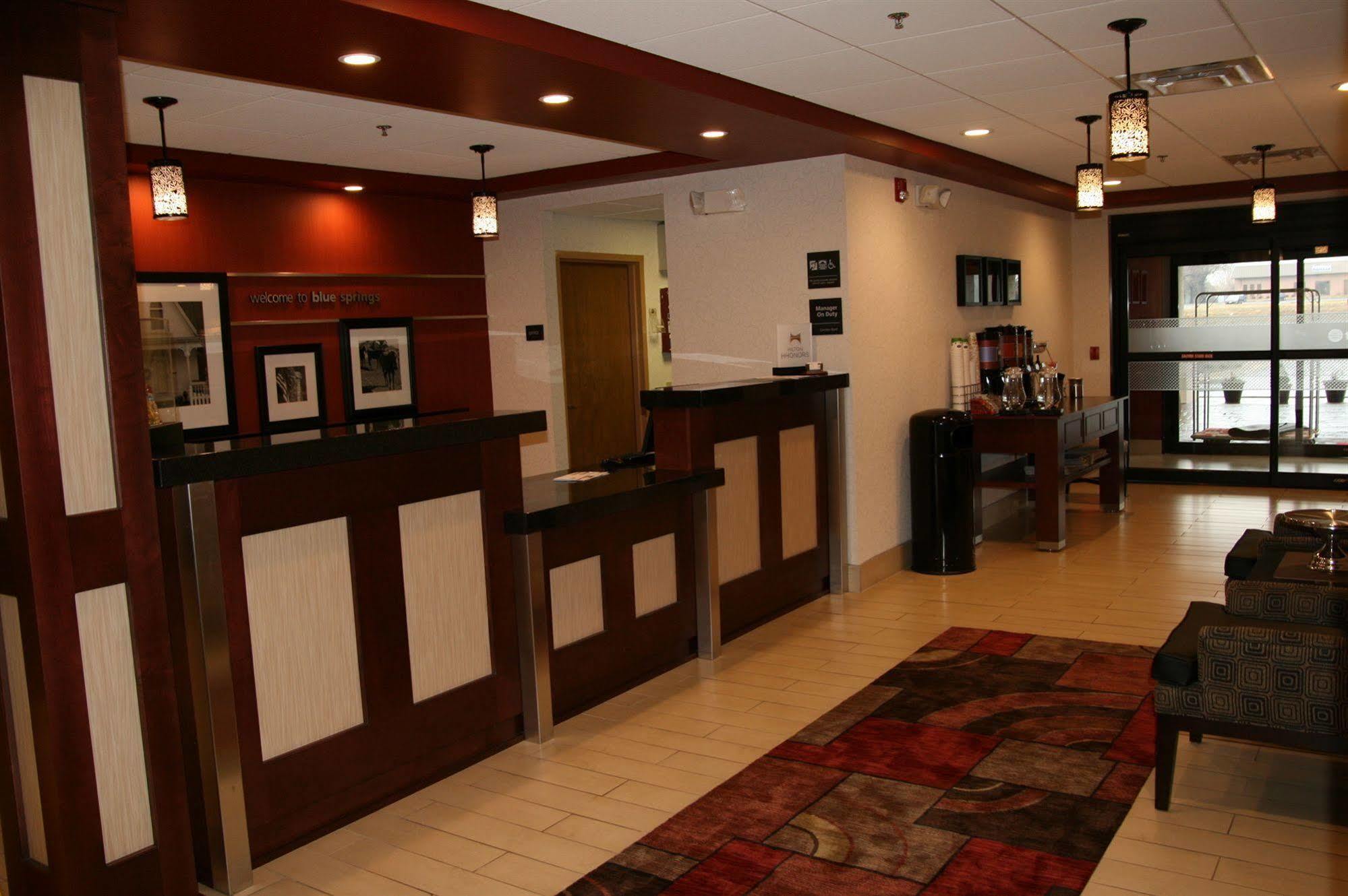 Hampton Inn Kansas City Blue Springs Zewnętrze zdjęcie